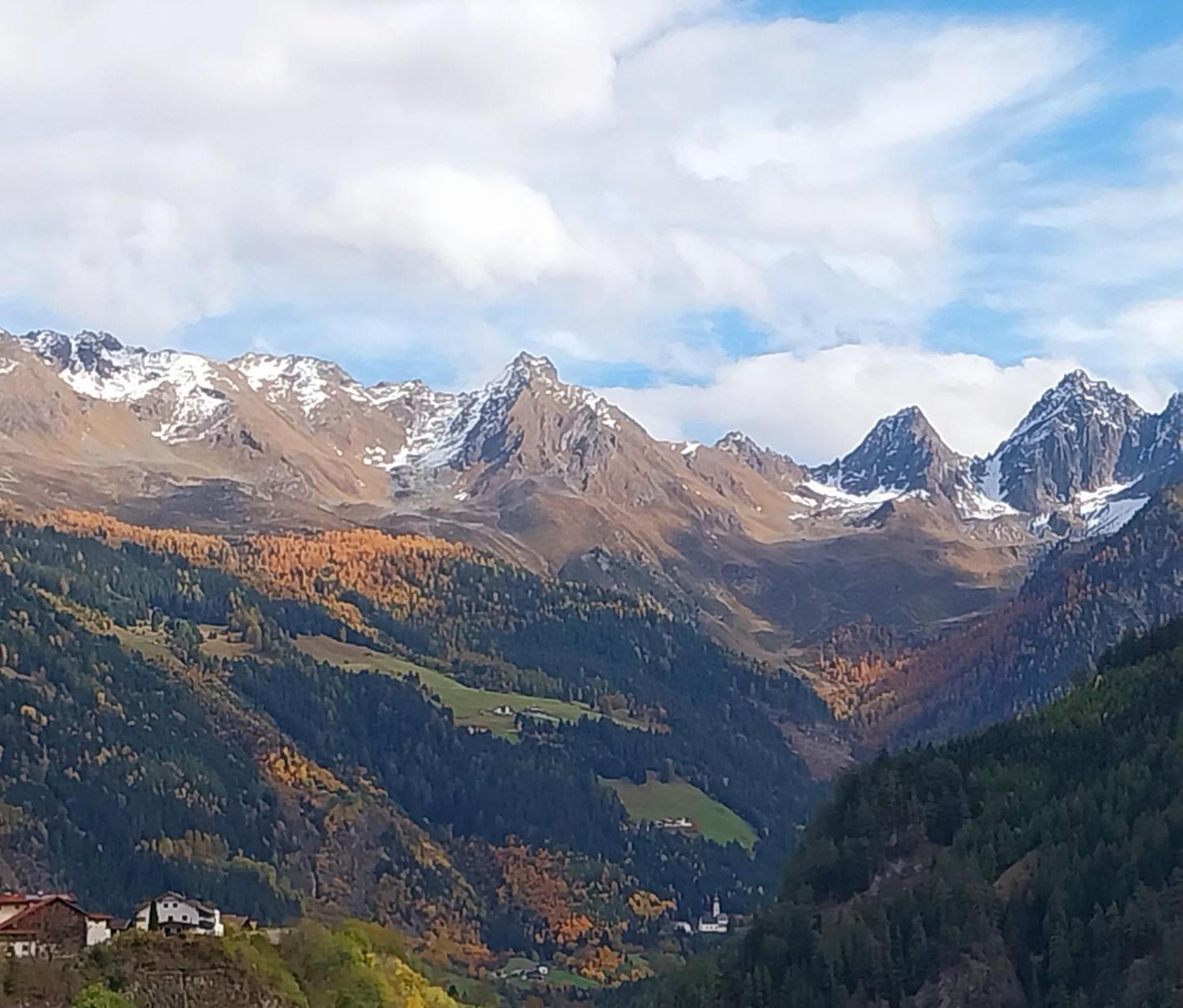 Апартаменты Burg Laudegg Blick Faggen Экстерьер фото